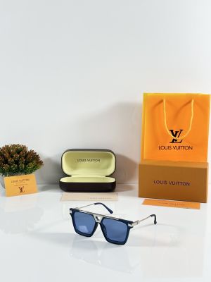 Louis_Vuitton_1230_Silver_Blue