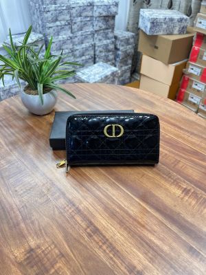 DIOR_PREMIUM_LEATHER_LADIES_WALLET_WITH_OGBOX_CARDS_DUSTBAG_TAGS_F74