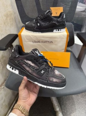 LOUISS VUITTON CIVILIST TRAINER 2025 fixed