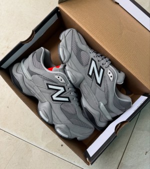 New balanc-e  9060 shadow grey castlerock