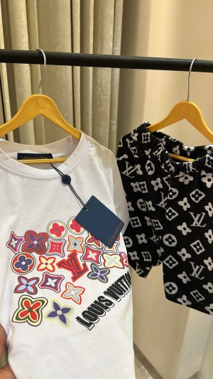 LV  LOGO PRINT PREMIUM WHITE SHORTS TSHIRT SUMMER WEAR FOR KIDS