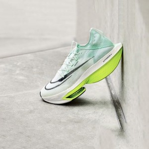 Nik_e Alpha Fly 2 Mint Green