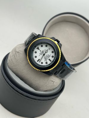 Role_x Oyster Black White B1