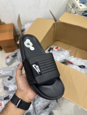 Nik_e Offcourt Adjust Slide Black