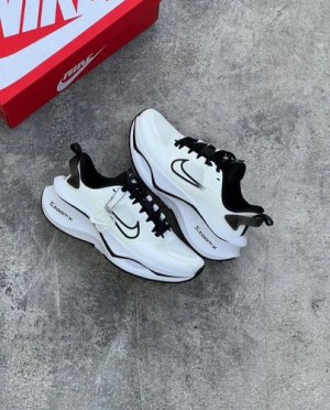 Nikee Zoom x Smily Pro White