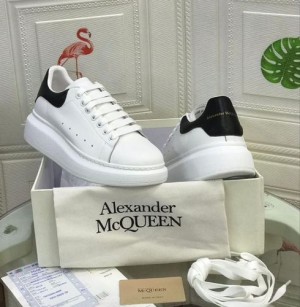 Alexander McQueen White Womens Premium Sneakers Semi UA