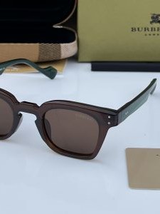 Burberry_2001_brown_green