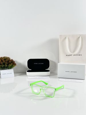 Marc Jacobs 8187 Green Water Day