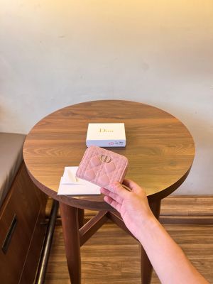 CHRISTIAN_DIOR_LEATHER_LADIES_WALLET_WITH_OGBOX_DUSTBAG_TAGS_F134