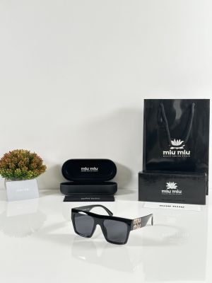 Miu Miu 090 Black