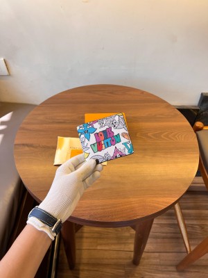 LOUIS_VUITTON_PREMIUM_LEATHER_WALLET_WITH_OGBOX_CARDS_DUSTBAG_TAGS_ETC_F8