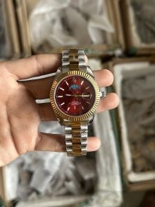 Role_x Oyster Perpetual Datejust Red 