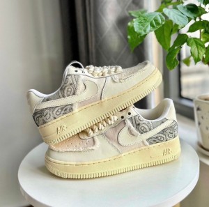 NIk_ee Airforce 1 low big bang chunky