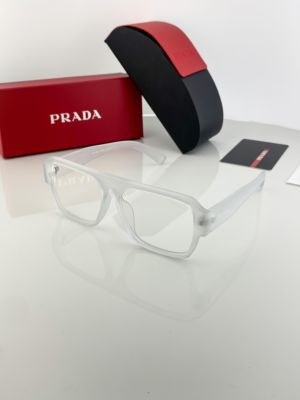 Prada_ice_plano_22y