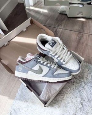 Nikee Sb Dunk Yuto Horigome Grey