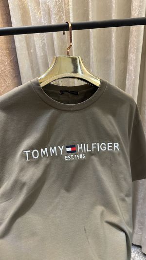TOMMY_HILFIGER LOGO EMBOSSED PREMIUM GREEN TSHIRT