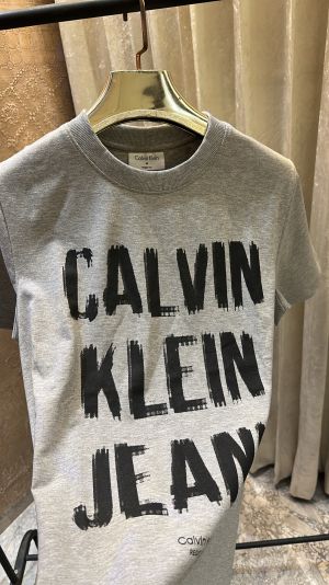 CALVIN_KLEIN LOGO EMBOSSED PREMIUM TSHIRT