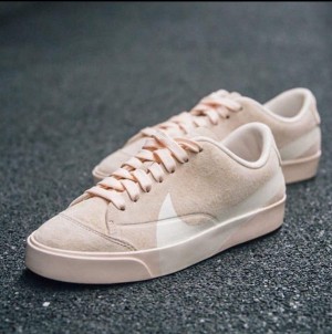 Nikee_WMNS_Blazer_City_Low_LX_Guava_Ice