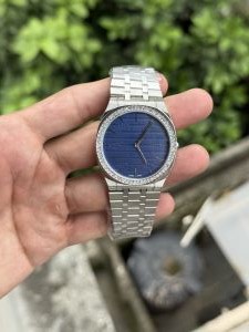 Gucc_i 25H Premium Watch Store Article