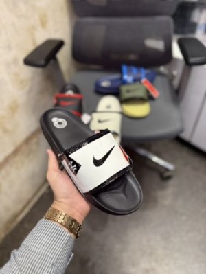 Nikee Off Court NY White Slide