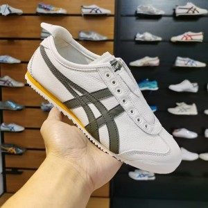 Onitsuka Tiger Mexico 66 Slip On Leather Olive Cream