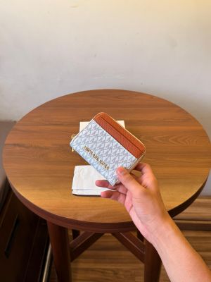 MICHAEL_KORS_LEATHER_LADIES_WALLET_WITH_OGBOX_DUSTBAG_TAGS_F193