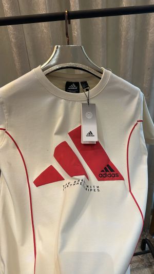 ADIDA_S LOGO EMBOSSED PREMIUM HALF SLEEVES TSHIRT