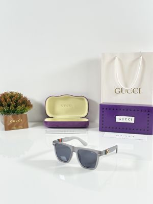 Gucci_1390_Grey