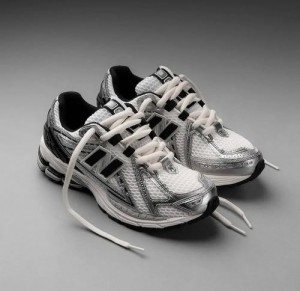 New Balance 1906r Silver Black