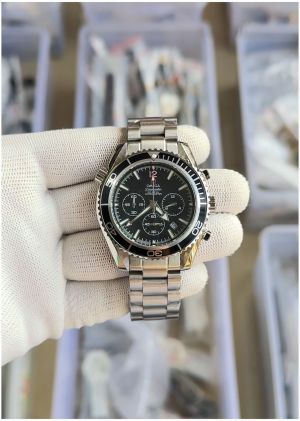 Omeg_a Seamaster Planet Ocean Quartz Japan