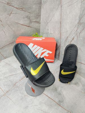 _NIKE_BENASSI_BLACK_1002