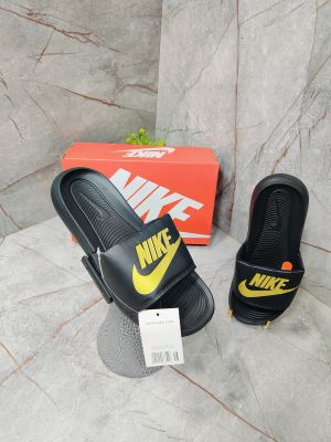 NIK_E VICTORY BLACK GOLD 1011