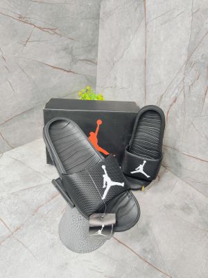 JORDAN BREAK BLACK WHITE 1038