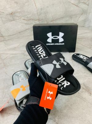 UNDE_R ARMOUR BLACK 1050