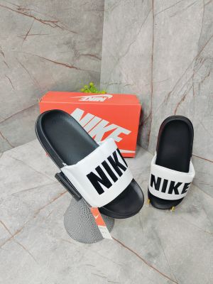 NIK_E OFFCOURT BLACK WHITE 1075