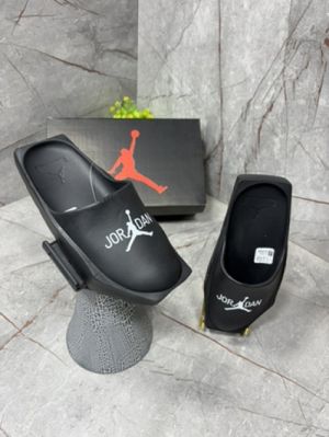 _JORDAN_HEX-MULES-BLACK-1121