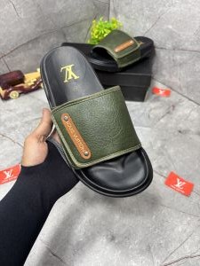 _LOUIS_VUITTON_PREMIUM_ARTICAL_GREEN_1129