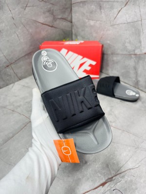 _NIKE_OFFCOURT_GREY-1143