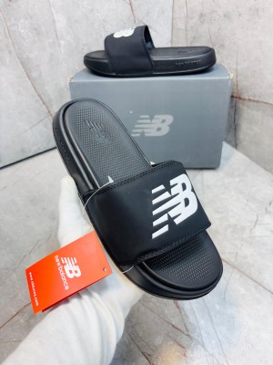 _NEW_BALANCE_BLACKWHITE-1161