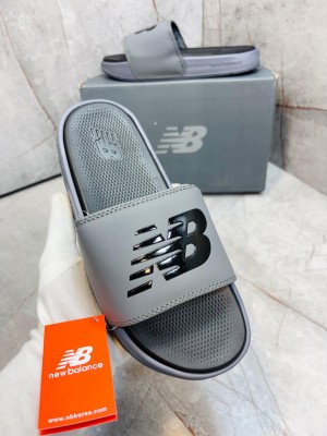 _NEW_BALANCE_GREY-1163