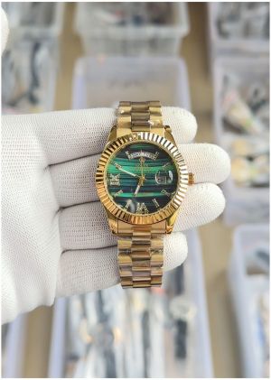 Role_x Oyster perpetual Day Date 40 Battery - J1452
