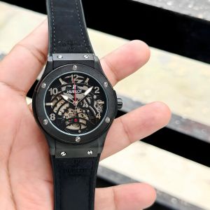 HUBLO_T CLASSIC FUSION AUTOMATIC WATCH