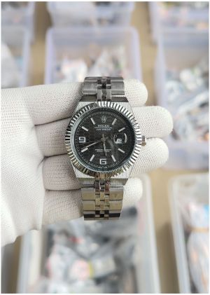Role_x Oyster Perpetual Land Dweller - J1472