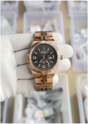 Role_x Oyster Perpetual Land Dweller - J1478