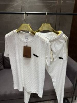 BURBERR_Y WHITE PREMIUM CO-ORD SET IMPORTED