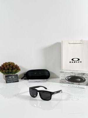 Oakley_9102_Black