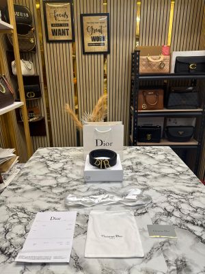 Christian_Dior_Premium_Belt_With_Box_Dust_Bag_Including_Carry_Bag_(10-2)