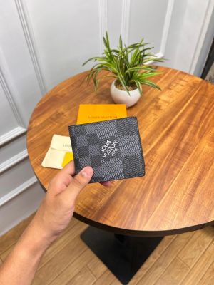 LOUIS_VUITTON_PREMIUM_LEATHER_WALLET_WITH_OGBOX_CARDS_DUSTBAG_TAGS_ETC830