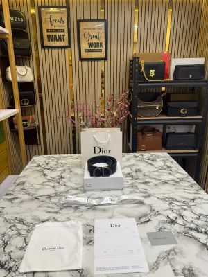Christian_Dior_CD_Buckle_Premium_Belt_With_Box_Dust_Bag_Including_Carry_Bag_(21-2)