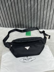 Prada_Nylon_Re-Edition_2005_DualZip_Nylon_WaistBag_With_DustCover